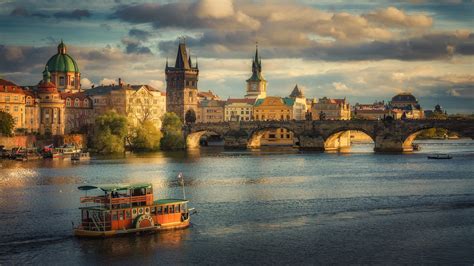 Il fiume di Praga .